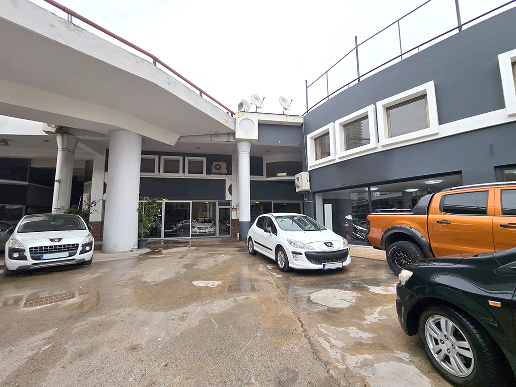 Otoplazada Kiralık 3 Katlı Dükkân Depo + Showroom + Ofis
