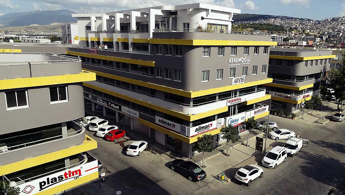 İzmir Gıda Çarşısı Keremoğlu İş Merkezi Satılık Ofis